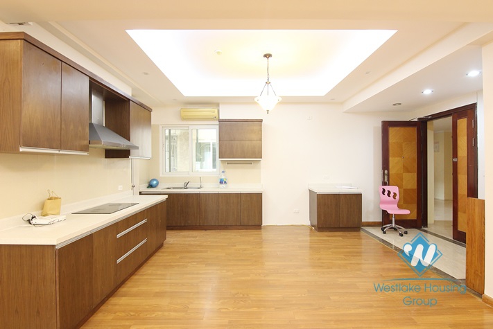 Modern furnished apartment for rent in Ciputra E Tower